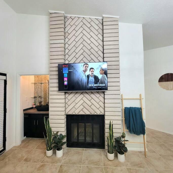 The Ritz Spa Sanctuary Hot Tub/Patio/Fam/Pet Las Cruces Exterior foto