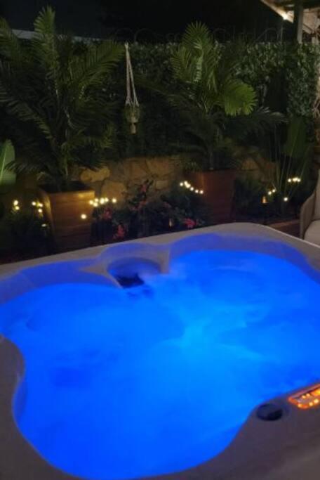 The Ritz Spa Sanctuary Hot Tub/Patio/Fam/Pet Las Cruces Exterior foto