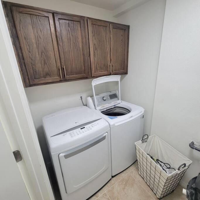The Ritz Spa Sanctuary Hot Tub/Patio/Fam/Pet Las Cruces Exterior foto